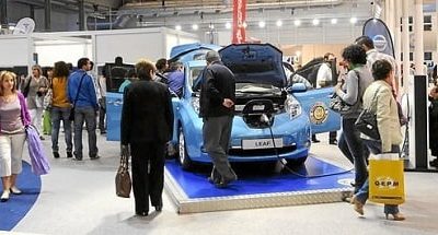 El autogas y el coche eléctrico se reivindican en reducción de contaminación.
