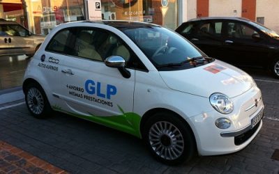 Acuerdo de colaboración entre Gasmocion y Autos Auringis.