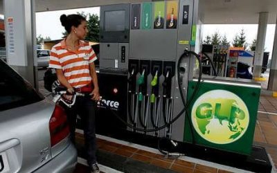 Santiago empieza a apostar por el autogas GLP mientras una de las electrolineras cierra