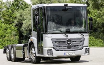 Mercedes presenta el ‘Econic NGT’ con gas natural comprimido (GNC)
